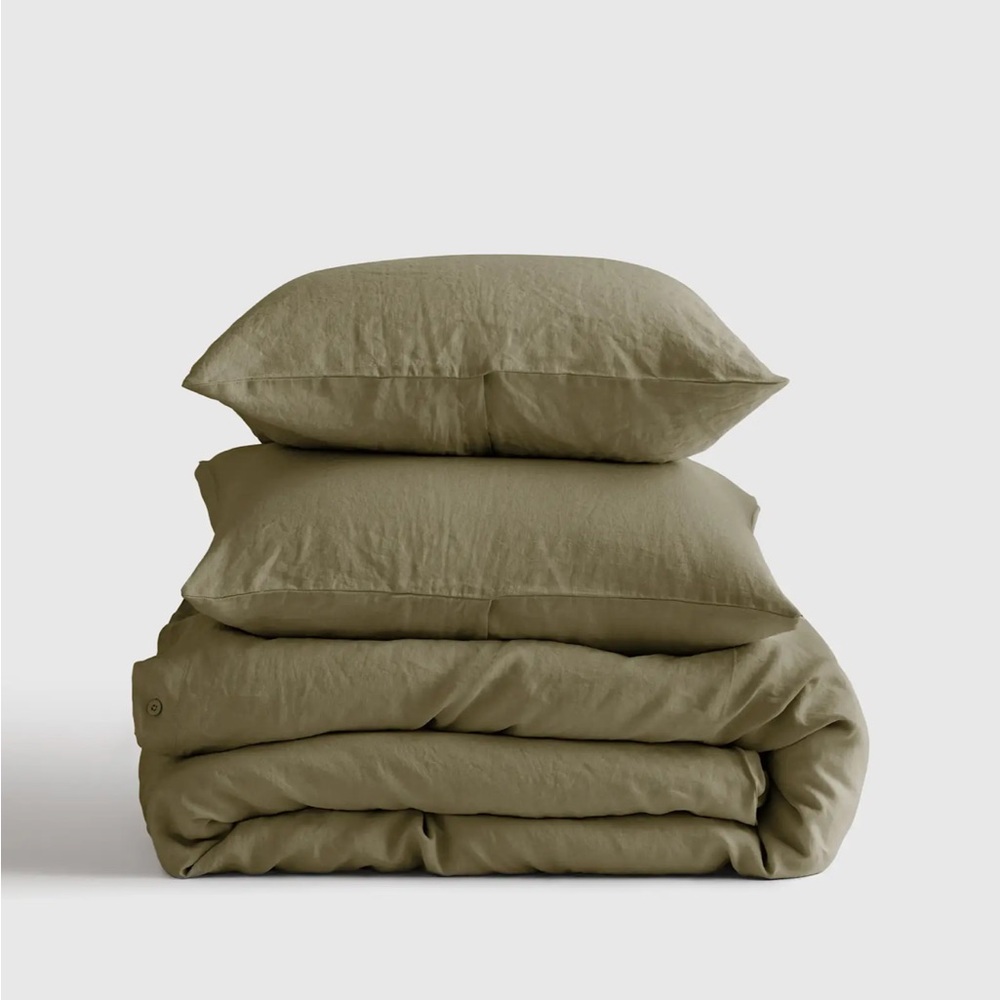 NWOT QUINCE DUVET COVER SET ALOE